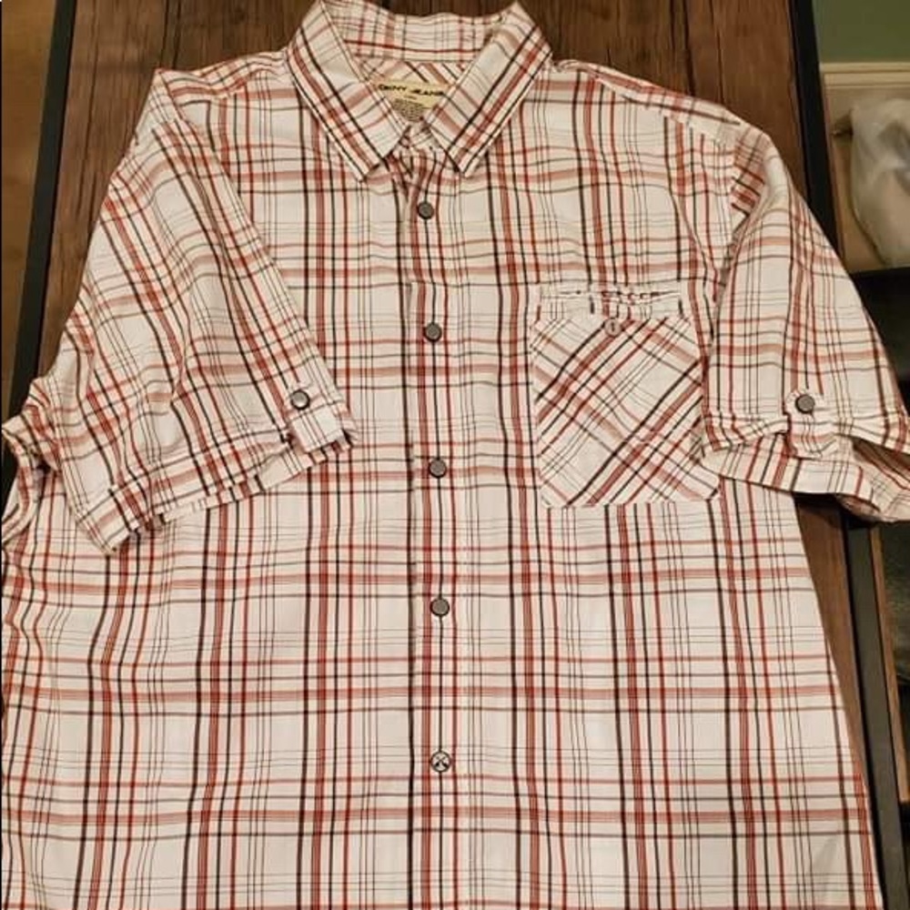 DKNY Men’s shirt